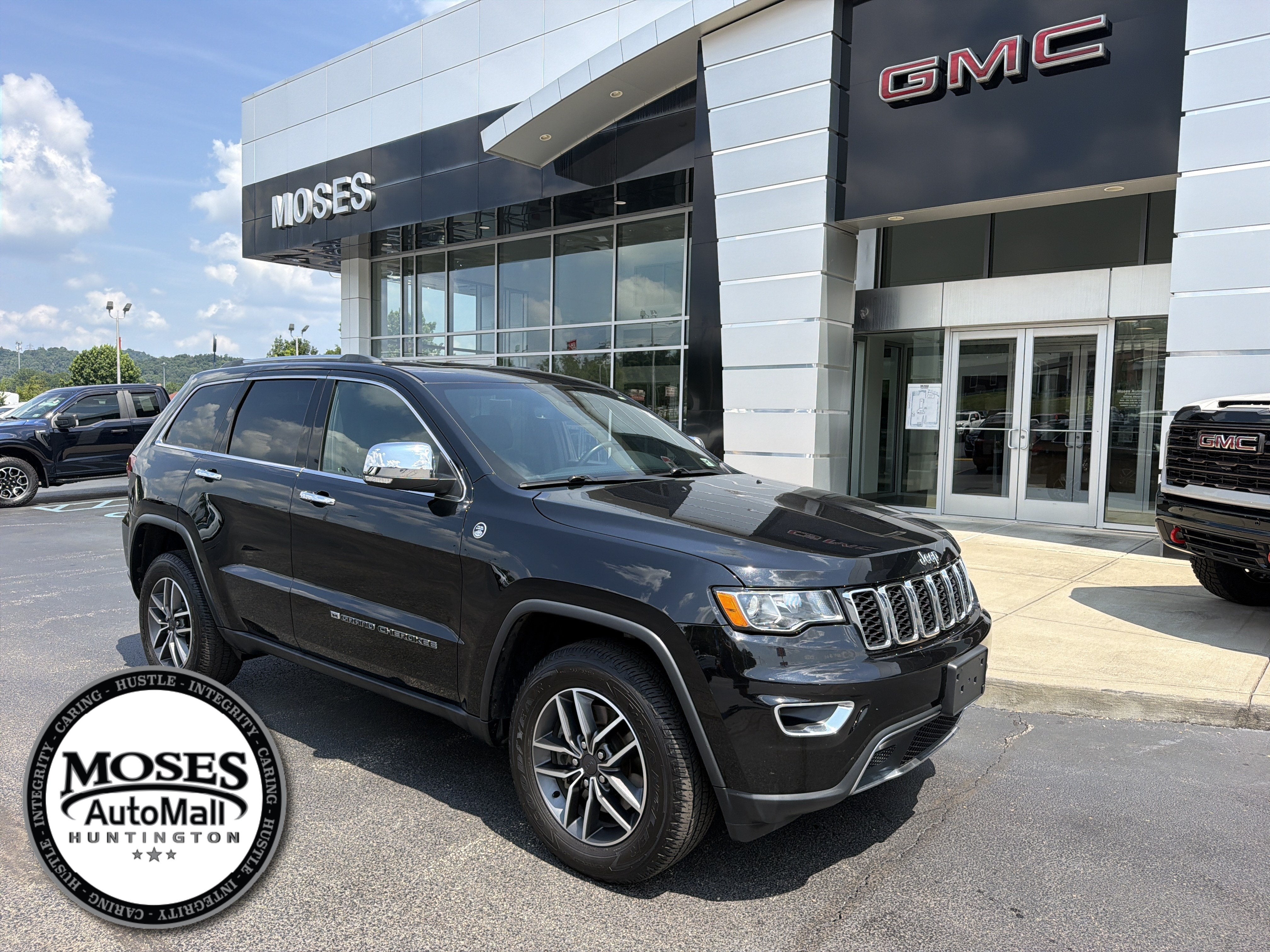 2022 Jeep CHEROKEE BASE