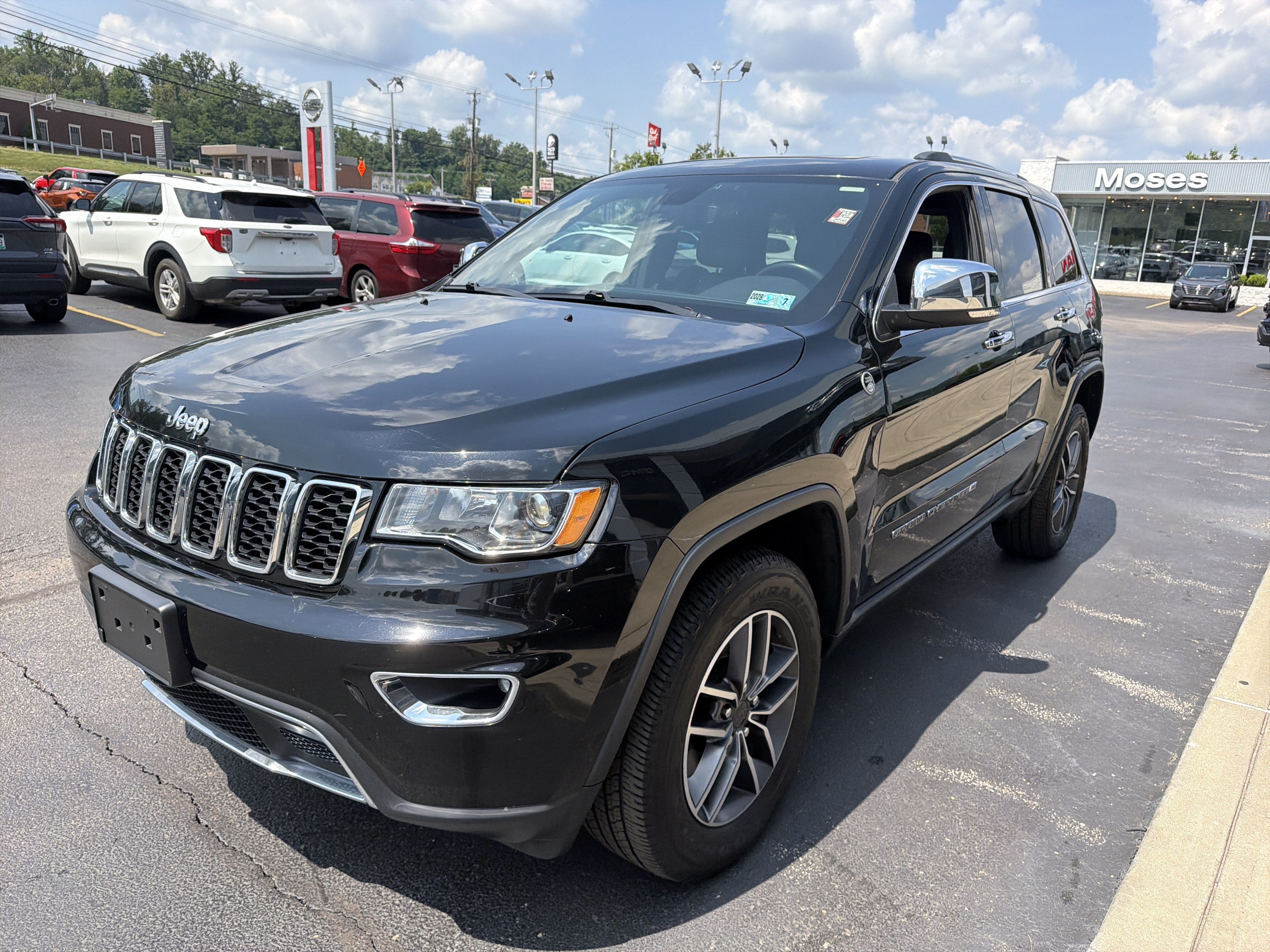 2022 Jeep CHEROKEE BASE