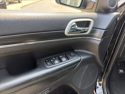2022 Jeep CHEROKEE BASE