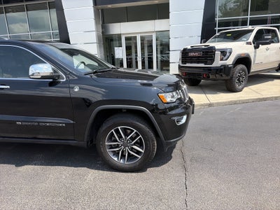 2022 Jeep CHEROKEE BASE