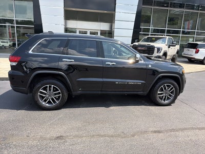 2022 Jeep CHEROKEE BASE