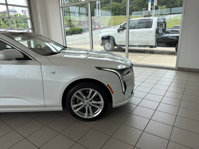 2021 Cadillac CT4 Luxury