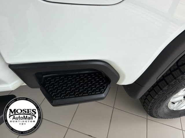 2024 GMC Sierra 2500HD Pro