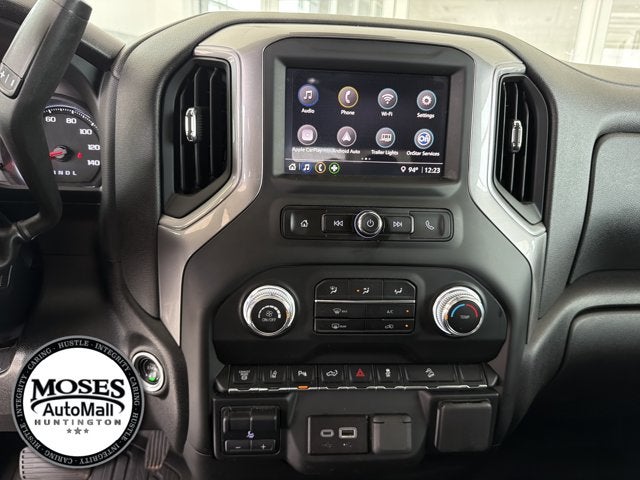 2024 GMC Sierra 2500HD Pro
