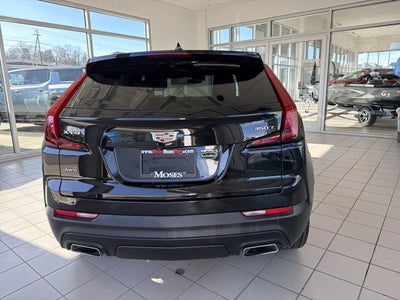 2023 Cadillac XT4 AWD Luxury