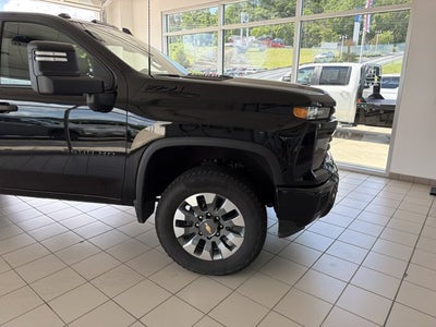 2024 Chevrolet Silverado 2500HD Custom