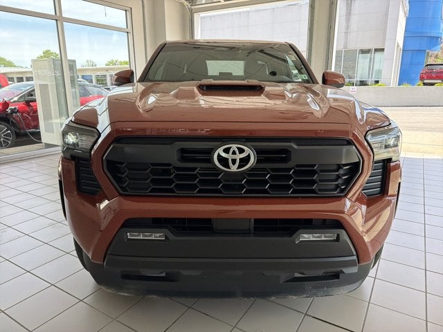 2025 Toyota Tacoma 4WD TRD Sport Hybrid