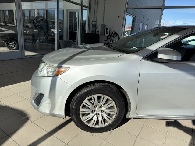 2014 Toyota Camry LE