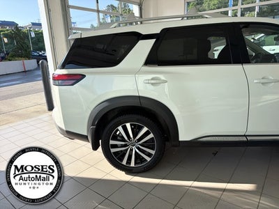 2023 Nissan Pathfinder Platinum