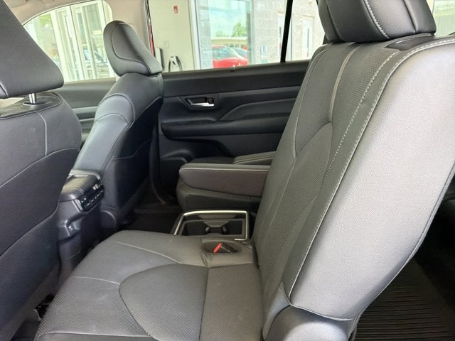2025 Toyota Grand Highlander Platinum