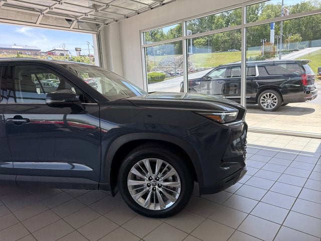 2025 Toyota Grand Highlander Platinum