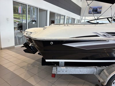 2021 STINGRAY 198LX 198LX
