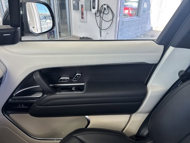 2024 Land Rover Range Rover SE