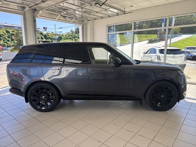 2024 Land Rover Range Rover SE